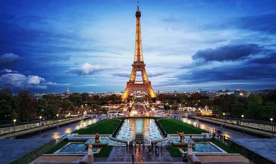 Menara Eiffel: Simbol Kebanggaan dan Keindahan Kota Paris